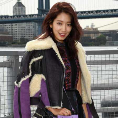 Park Shin Hye net worth 